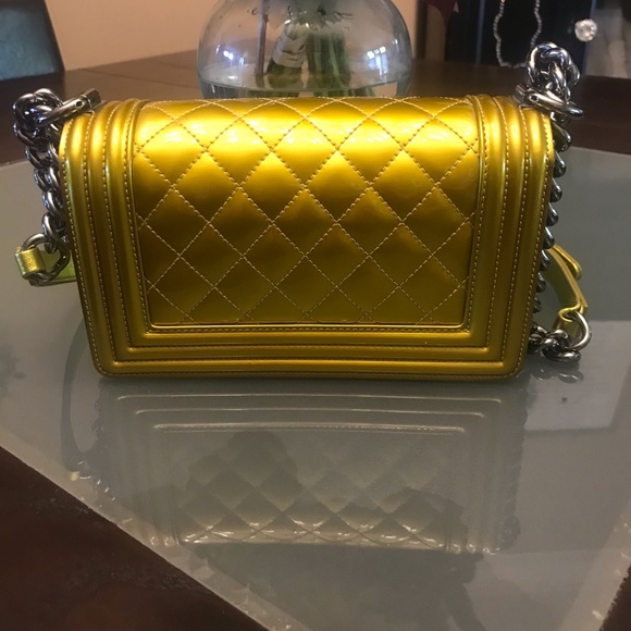 Chanel 14S Yellow Metallic Patent Leather Boy - Picture 6 of 11